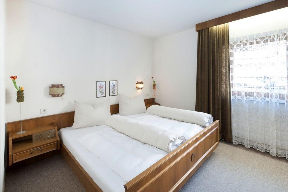 Hotel Garni Bernhard Am See Walchsee Exterior photo