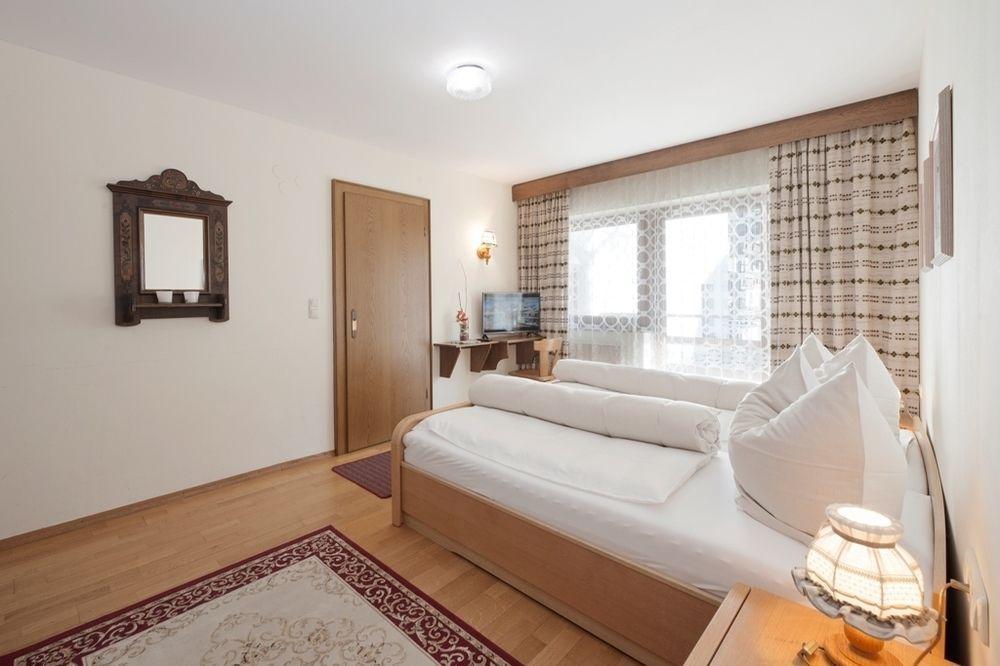 Hotel Garni Bernhard Am See Walchsee Exterior photo